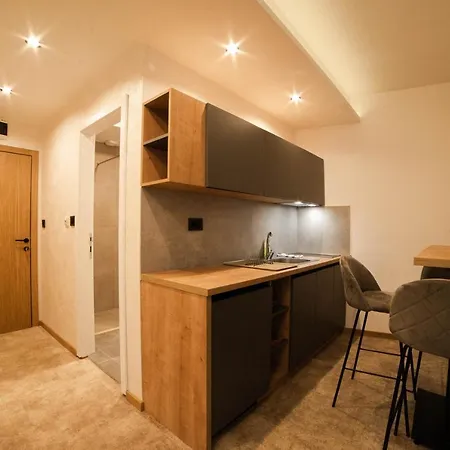 Guest house Suncani Vrhovi 3*