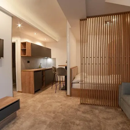 Guest house Suncani Vrhovi 3*