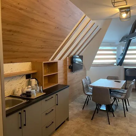 Guest house Suncani Vrhovi 3*