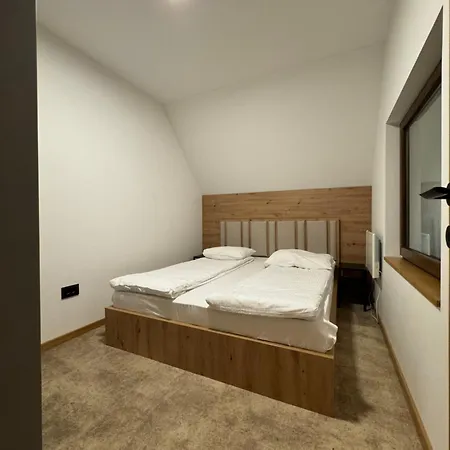 Suncani Vrhovi 3* Kopaonik