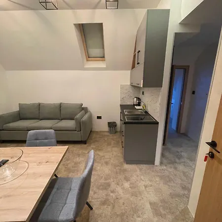 Guest house Suncani Vrhovi 3*